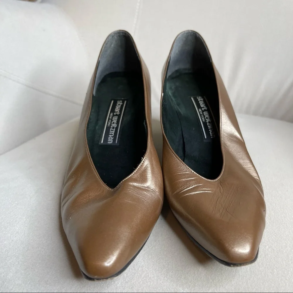 Vintage Stuart Weitzman Bronze Metallic 6.5 Low Heels point toe Studded Heel
